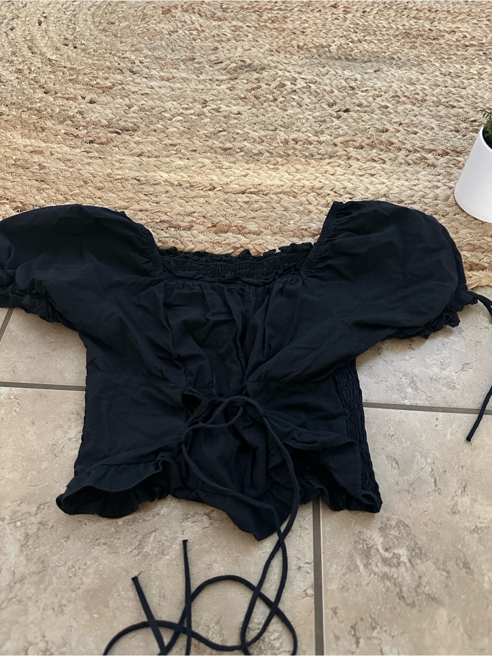 BLACK PEPLUM TOP - Picture 2 of 6
